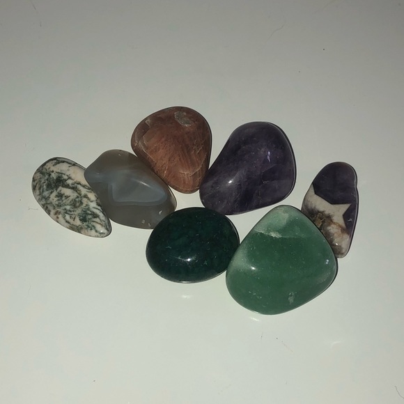 Starter crystal collection bundle🤍 - Picture 1 of 1